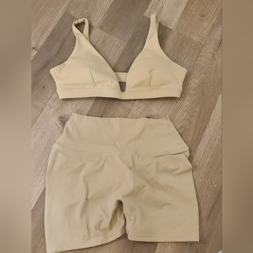 CSB Scrunch Shorts & Freedom Crop Top Set in Chai. - Picture 4 of 11